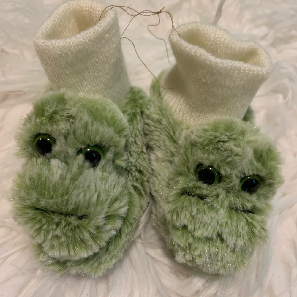 NWT Crocodile Baby Slippers